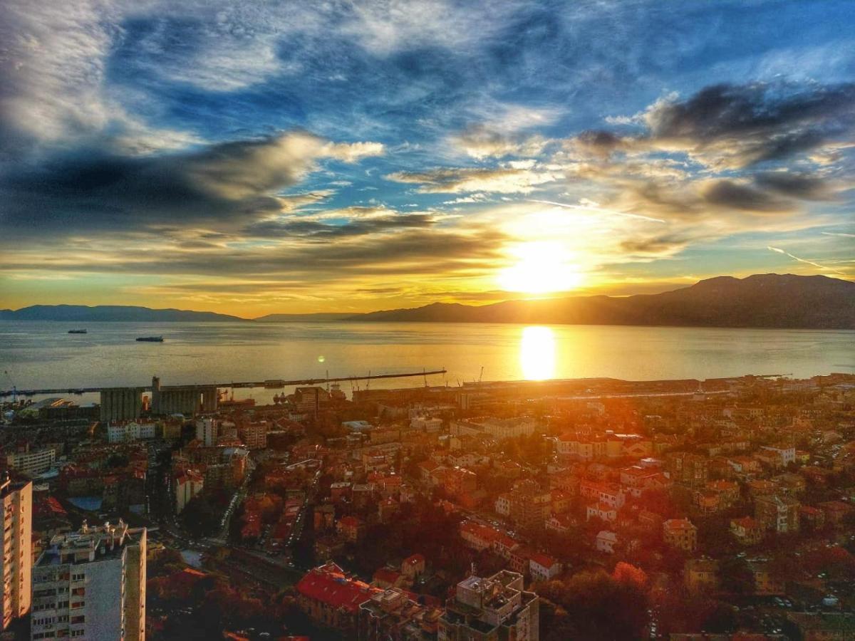 Under The Sky Appartement Rijeka Buitenkant foto